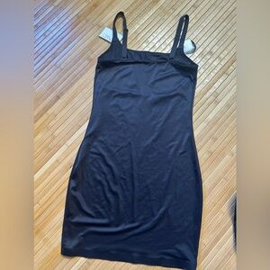 NWT- Maidenform Women's Cover Your Bases Slip DM0039  size M medium BLACK